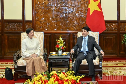 Chủ tịch nước Lương Cường tiếp Đại sứ Campuchia tại Việt Nam Chea Kimtha.