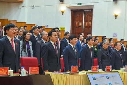 Đại biểu dự kỳ họp 28 của Hội đồng nhân dân tỉnh Điện Biên khóa XV, nhiệm kỳ 2021-2026.