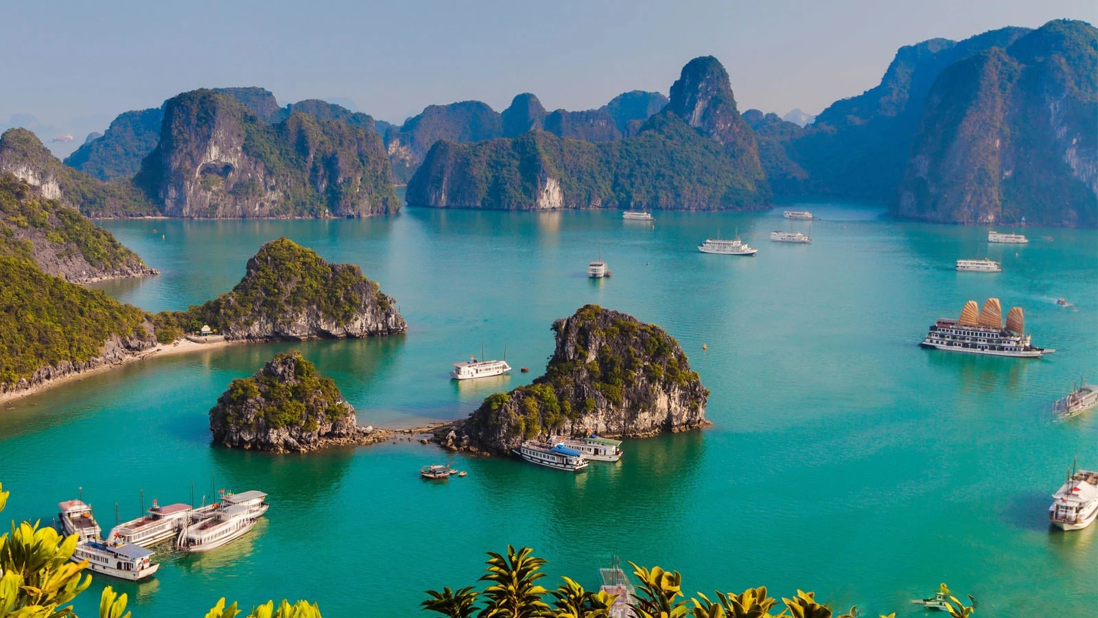 Quần thể Vịnh Hạ Long