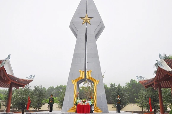 Đài tưởng niệm Pò Hèn (Móng Cái).