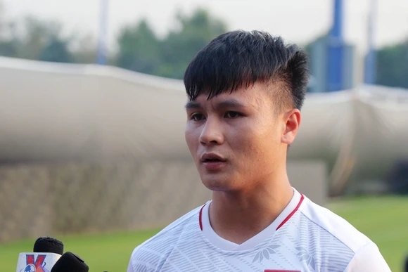 Thay mặt các thành viên trong đội, tiền vệ Quang Hải nhấn mạnh quyết tâm chiến thắng.