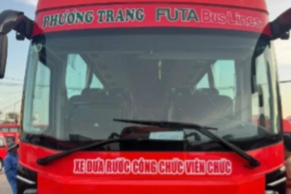 Phương tiện tổ chức vận chuyển cán bộ, công chức, viên chức và người lao động