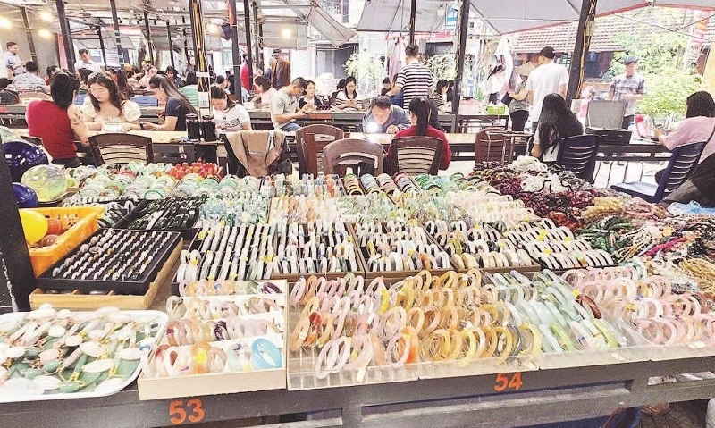Lục Yên - 'Thủ phủ đá quý' Việt Nam với phiên chợ độc nhất vô nhị