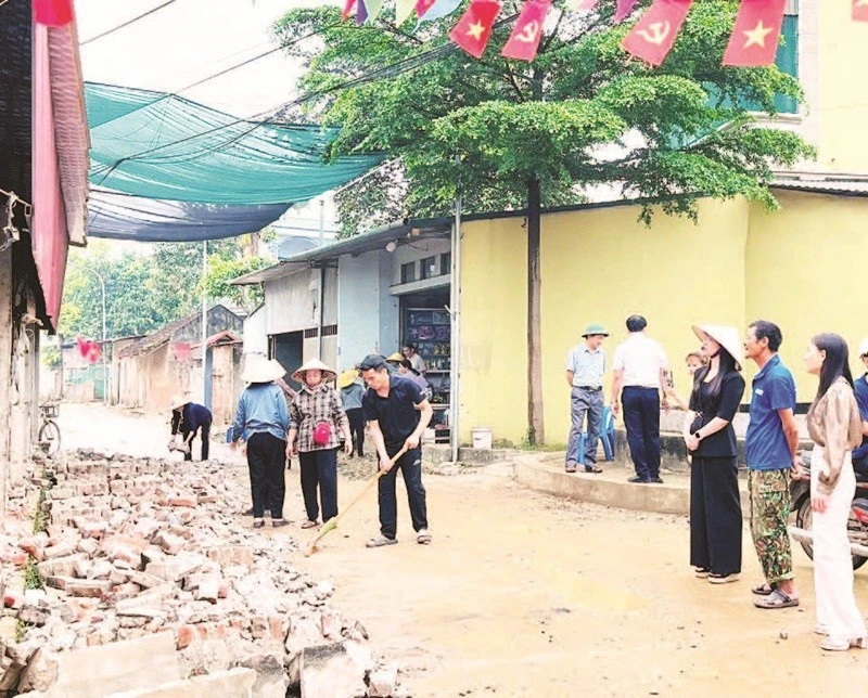 Dân vận khéo mở lối phát triển: Hiến đất làm đường tại Bất Bạt, Phúc Thọ, Phượng Dực