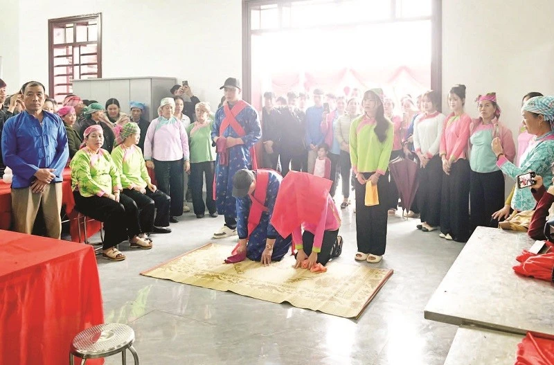 Hôn lễ người Giáy ở Lai Châu: Từ lời ca mùa xuân đến nghi thức 'giằng dâu' đầy cảm xúc