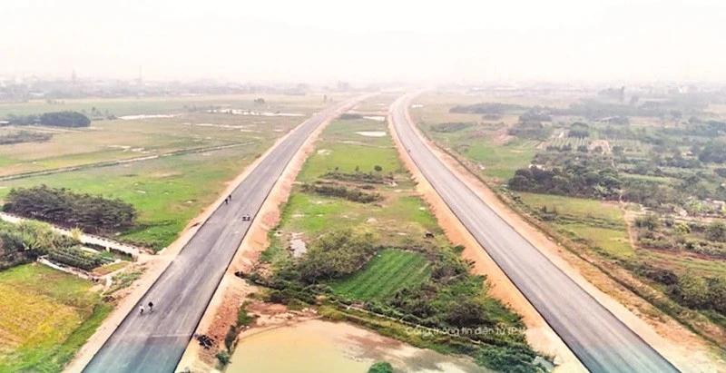 Luật Thủ đô sửa đổi: Tạo đột phá liên kết vùng, phát huy sức lan tỏa của Hà Nội