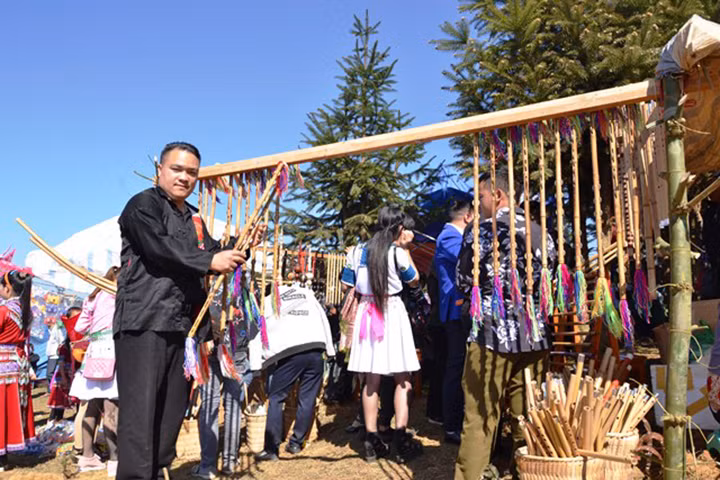 Vui hội Say Sán đầu năm mới của người Mông ảnh 4