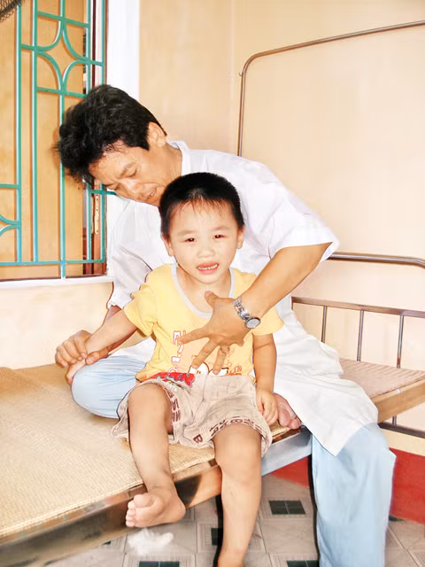 Bệnh viện không… phong bì ảnh 1