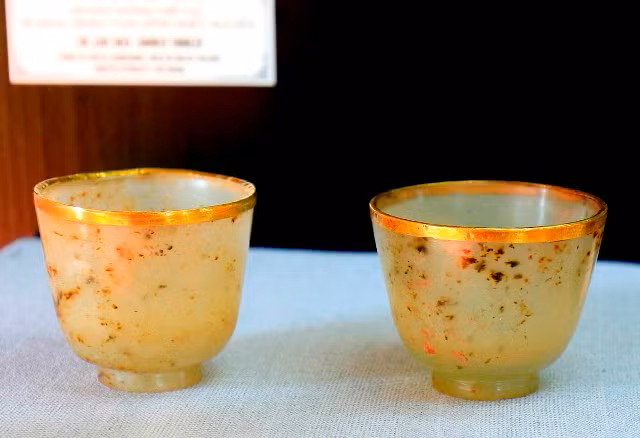 Trưng bày bộ sưu tập bảo vật cung đình triều Nguyễn tại Đà Lạt ảnh 6 Trưng bày bộ sưu tập bảo vật cung đình triều Nguyễn tại Đà Lạt ảnh 6