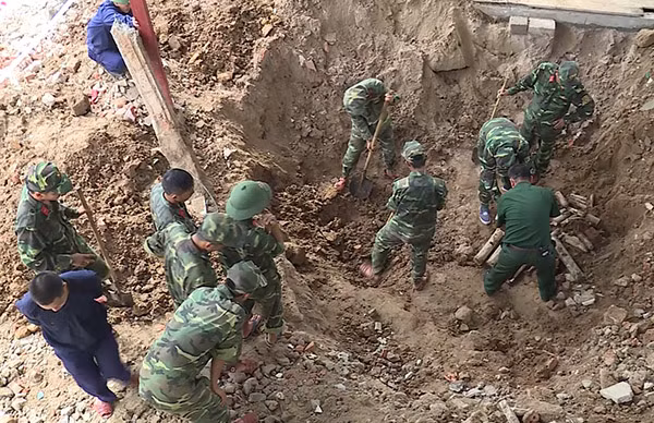 Điệu kèn du dương bên hồ Hoàn Kiếm ảnh 3