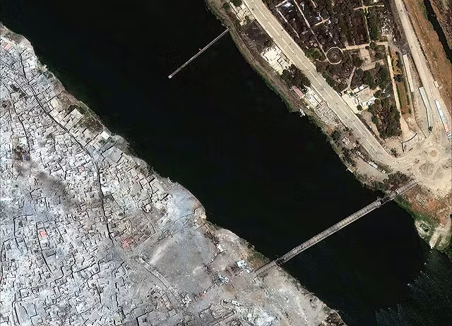 Thành phố Mosul bị IS tàn phá qua hình ảnh vệ tinh ảnh 10 Thành phố Mosul bị IS tàn phá qua hình ảnh vệ tinh ảnh 10