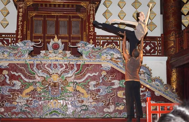 Nhảy múa để kết nối những trái tim ảnh 2 Nhảy múa để kết nối những trái tim ảnh 2