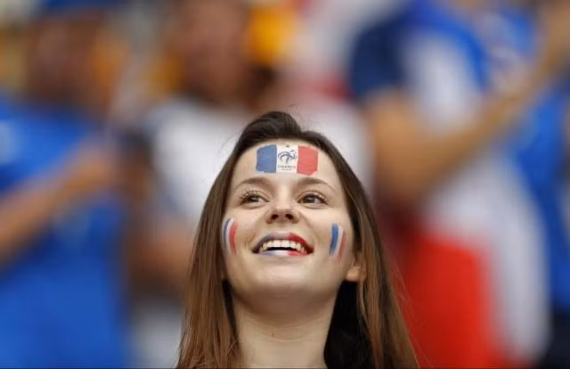 Lễ khai mạc Euro 2016 đậm nét văn hóa và sắc mầu ảnh 6 Lễ khai mạc Euro 2016 đậm nét văn hóa và sắc mầu ảnh 6