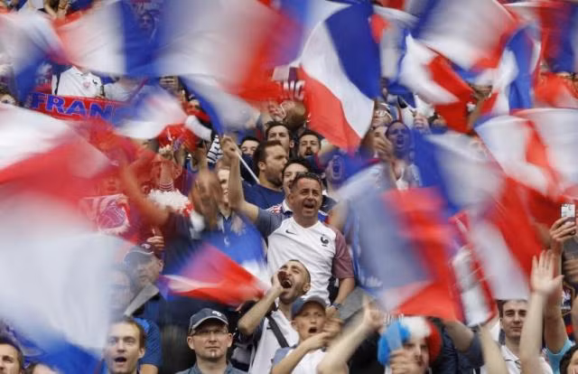Lễ khai mạc Euro 2016 đậm nét văn hóa và sắc mầu ảnh 3 Lễ khai mạc Euro 2016 đậm nét văn hóa và sắc mầu ảnh 3