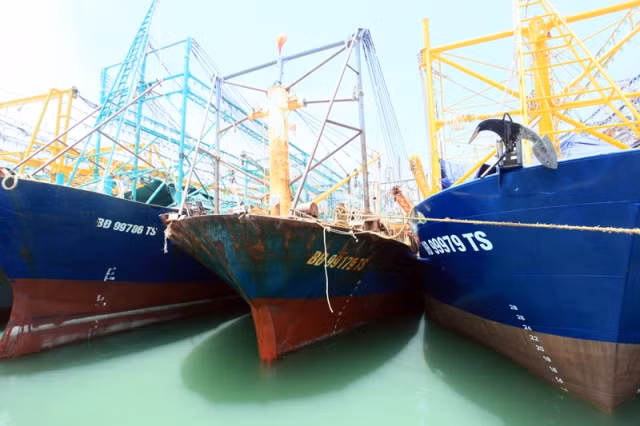 Bài 2: Rút ruột tàu cá vỏ thép, sao mà dễ! ảnh 2