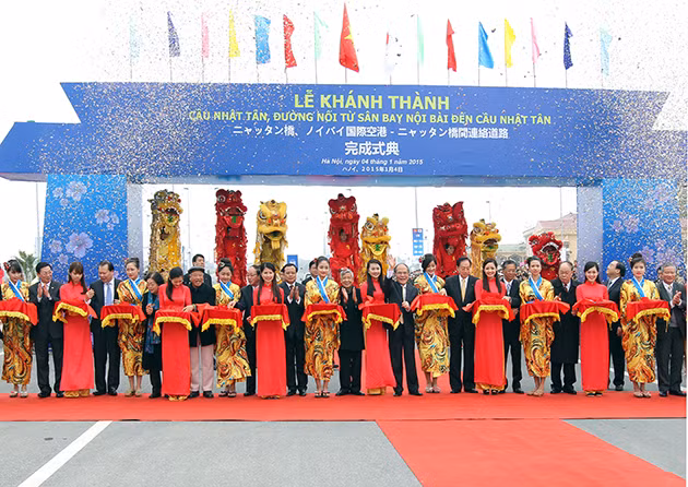 Chính thức thông xe cầu Nhật Tân, nhà ga hành khách T2 và đường Võ Nguyên Giáp ảnh 1