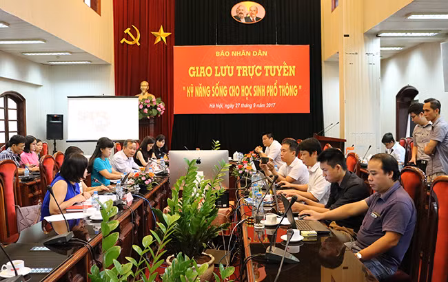 Giao lưu trực tuyến "Kỹ năng sống cho học sinh phổ thông" ảnh 24