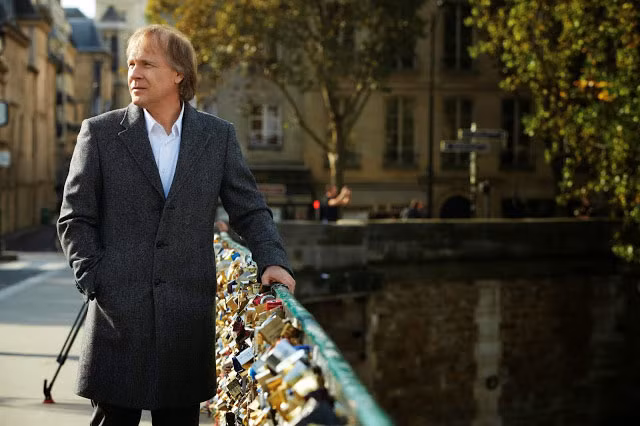 Richard Clayderman biểu diễn cùng Bùi Công Duy ở Việt Nam ảnh 1 Richard Clayderman biểu diễn cùng Bùi Công Duy ở Việt Nam ảnh 1