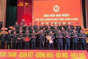 Ban Chấp hành Hội Cựu chiến binh tỉnh Vĩnh Long nhiệm kỳ 2025-2030 ra mắt tại Đại hội.