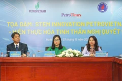 Các khách mời tham dự chương trình.