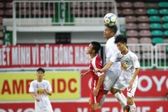 Vòng chung kết năm nay thu hút 12 đội tranh tài.