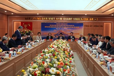 Quang cảnh hội nghị trao đổi lý luận lần thứ 11 giữa Đảng Cộng sản Việt Nam và Đảng Cộng sản Nhật Bản tại Hưng Yên. (Ảnh: TTXVN)