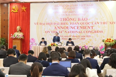 Đồng chí Lê Hoài Trung, Bí thư Trung ương Đảng, Bộ trưởng Ngoại giao phát biểu tại buổi thông báo. (Ảnh: Báo Thế giới và Việt Nam)