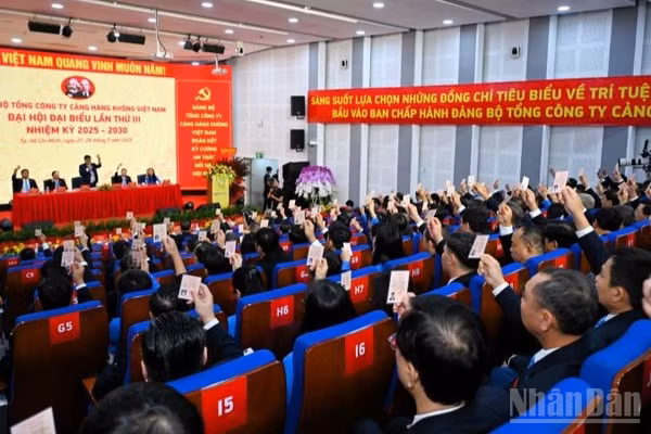 Đại hội Đảng bộ ACV lần thứ III, nhiệm kỳ 2025-2030 có sự tham dự của 219 đảng viên ưu tú.