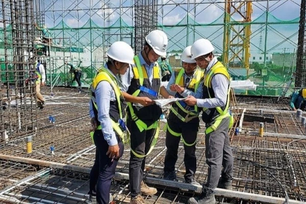 Bộ Xây dựng đề ra mục tiêu đến năm 2026, một nửa dịch vụ của ngành sẽ không còn yêu cầu tiếp xúc trực tiếp với người dân, doanh nghiệp; tăng lên 90% vào năm 2027.