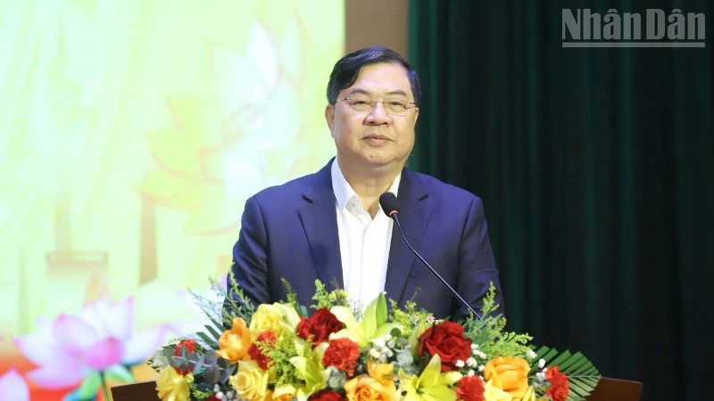 Đồng chí Phạm Gia Túc trình bày chương trình hành động.