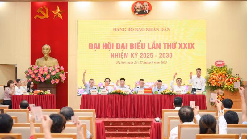 Đại hội đại biểu Đảng bộ Báo Nhân Dân lần thứ XXIX nhiệm kỳ 2025-2030 tổ chức phiên trù bị. (Ảnh: THẾ ĐẠI)
