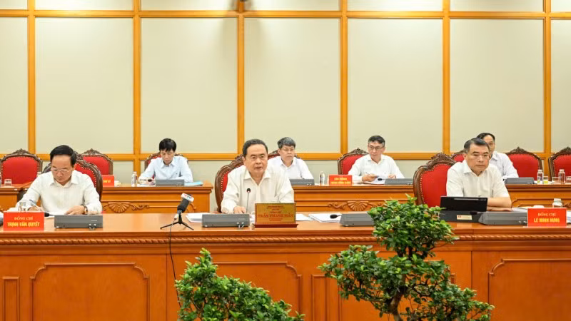 Tổ công tác số 3 của Bộ Chính trị do Chủ tịch Quốc hội Trần Thanh Mẫn chủ trì. (Ảnh: DUY LINH)