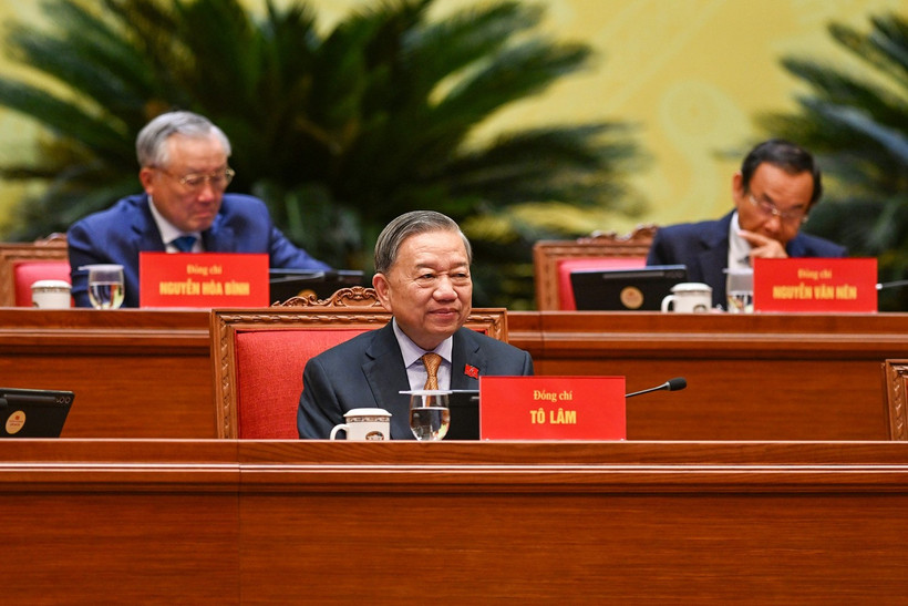 Tổng Bí thư Tô Lâm dự phiên thảo luận ở hội trường chiều 21/1.