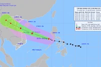 Bão số 10 di chuyển rất nhanh về phía vùng biển và đất liền khu vực Bắc Trung Bộ và Bắc Bộ nước ta, càng vào gần bờ biển nước ta bão càng mạnh lên. (Ảnh: VGP)