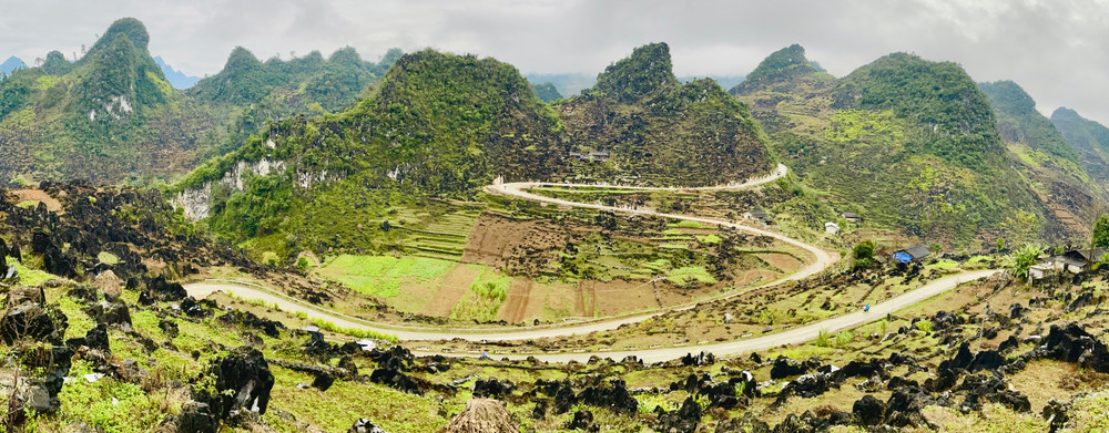 Hà Giang hùng vĩ. (Ảnh: NGỌC LIÊN) img-3340.jpg