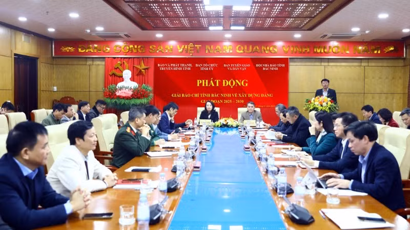 Quang cảnh Lễ phát động Giải Báo chí tỉnh Bắc Ninh về xây dựng Đảng, giai đoạn 2025-2030.