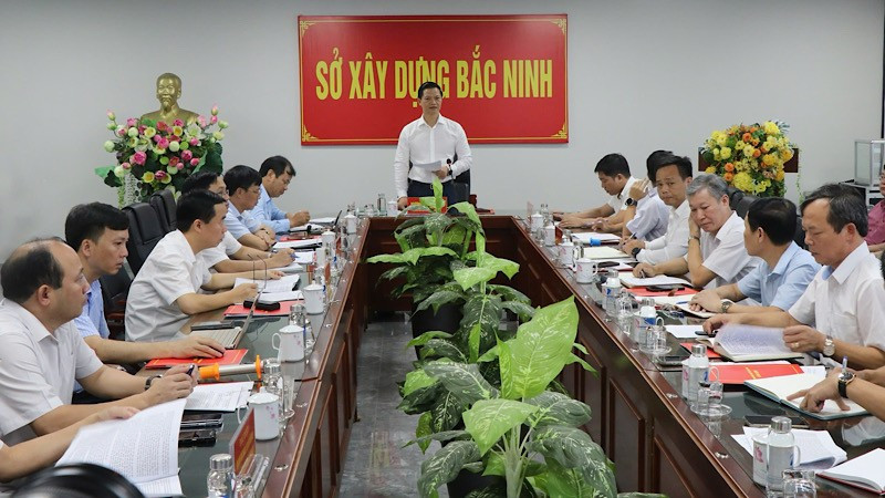 Quang cảnh buổi làm việc. img-2025-08-04-172429.jpg