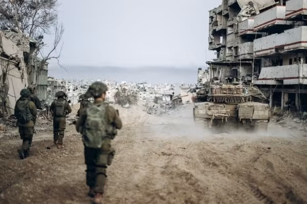Binh sỹ Israel tham gia chiến dịch quân sự tại Dải Gaza. (Ảnh: THX/TTXVN)