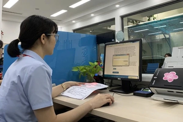 Hệ thống đăng ký trực tuyến đã góp phần rút ngắn đáng kể thời gian thực hiện thủ tục hành chính, tạo thuận lợi thiết thực cho người dân và doanh nghiệp.