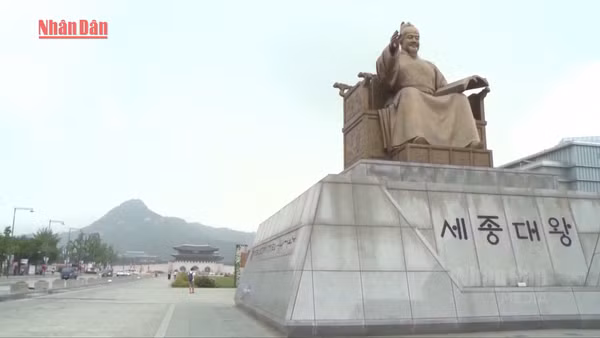 [Video] Giao thông công cộng tại Hàn Quốc quá tải vì người dân tiết kiệm nhiên liệu 