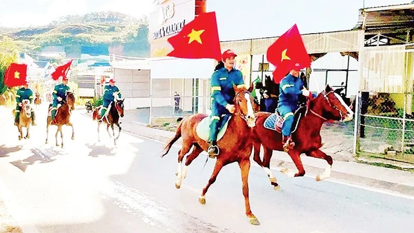 Câu lạc bộ Kỵ mã Lang Biang-Đà Lạt góp phần bảo đảm an ninh-trật tự cơ sở.