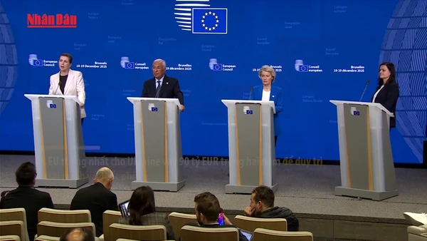 [Video] EU chốt khoản vay 90 tỷ EUR cho Ukraine mà không dùng tài sản Nga 