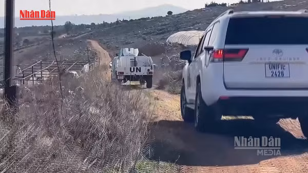 [Video] Lực lượng UNIFIL tại Liban bị tấn công, binh sĩ Pháp thiệt mạng 