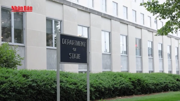 [Video] Mỹ thu hồi hơn 100.000 thị thực dưới thời Tổng thống D. Trump 