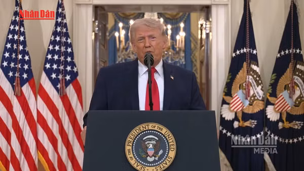 [Video] Tổng thống Mỹ D. Trump để ngỏ khả năng dừng chiến sự tại Iran 