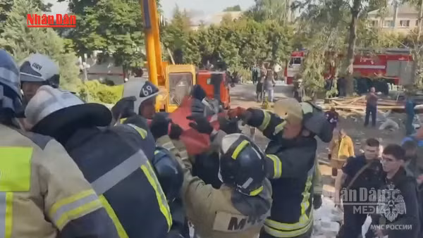 [Video] Điện Kremlin ra lệnh trả đũa Ukraine sau vụ tấn công trường học 