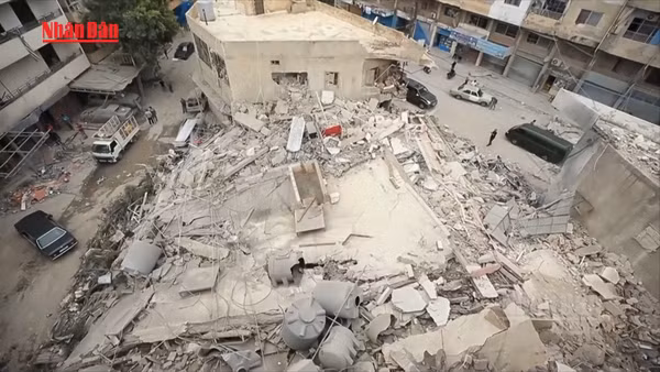 [Video] Số người Liban thiệt mạng vì xung đột Israel - Hezbollah vượt 3.000 người 