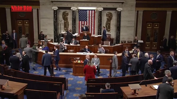 [Video] Quốc hội Mỹ thông qua dự luật chấm dứt đợt đóng cửa chính phủ dài nhất lịch sử 