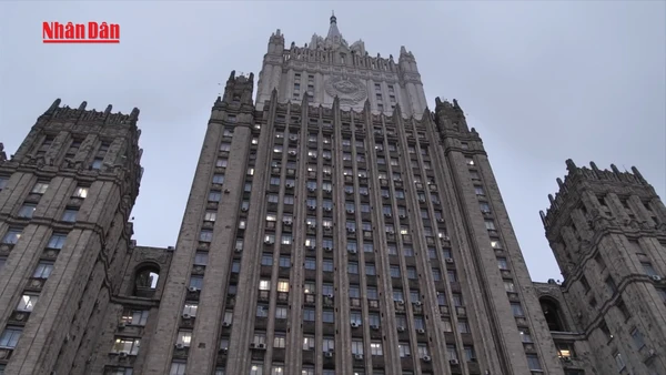 [Video] Nga kêu gọi Mỹ “không làm leo thang” xung đột Ukraine 