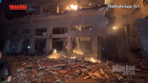 [Video] Israel không kích thủ lĩnh Hamas tại Dải Gaza, 7 người thiệt mạng 